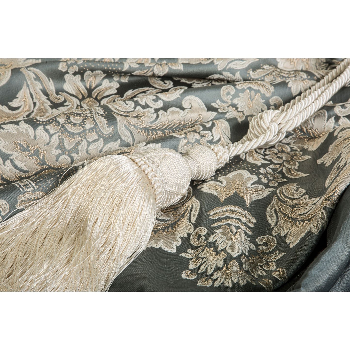 8f2ab83729770065236f2ff26c56199b