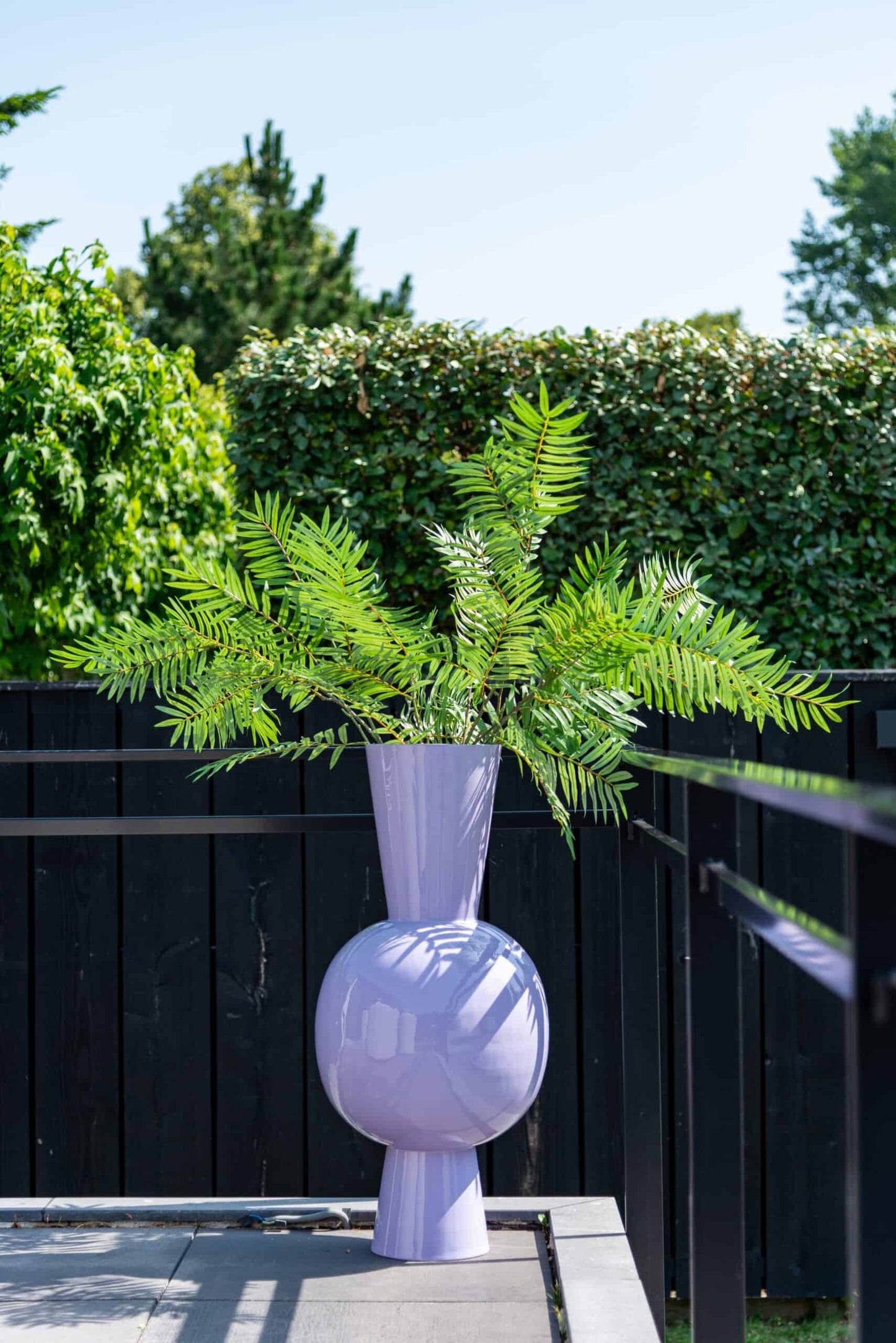 Vāze Arline Richmond Interiors 38/38/84 cm lavender