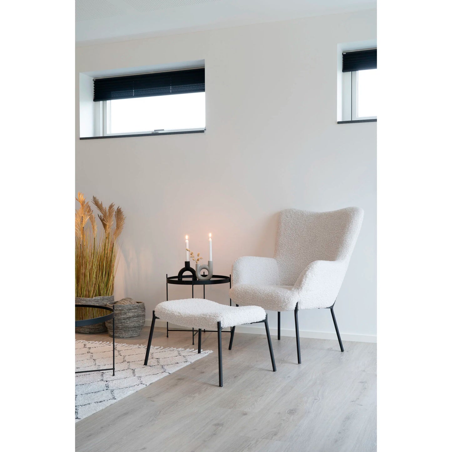 Krēsls un pufs Glaro 70/79/98 cm balts