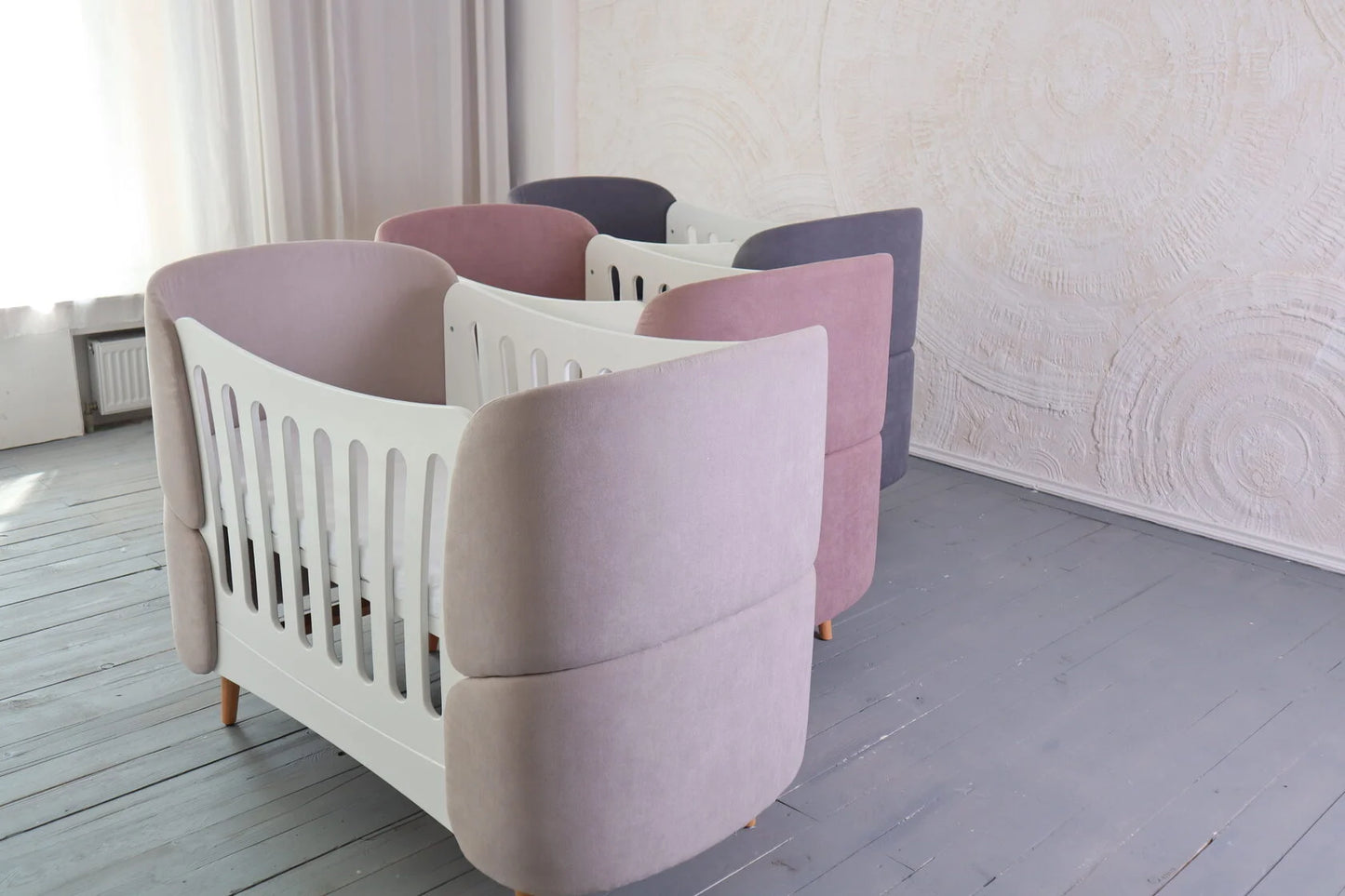 Ovāla bērnu gultiņa Transformers Fly Bed Velvet bēšs 66/136 cm bēšs - N1 Home