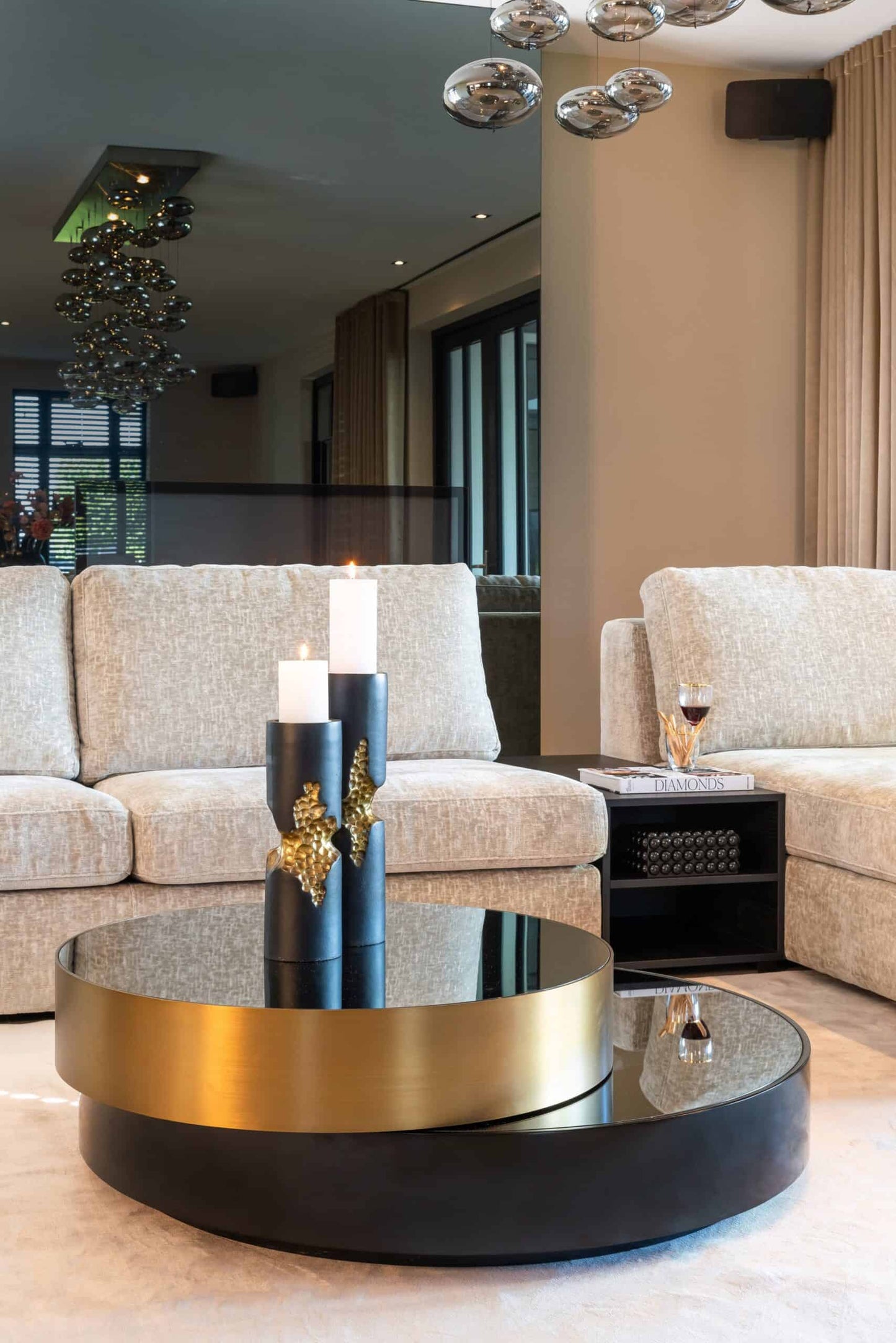 Kafijas galds Alexander Jones  Richmond Interiors 112/35/112 cm melns/zelts (Slice) - N1 Home