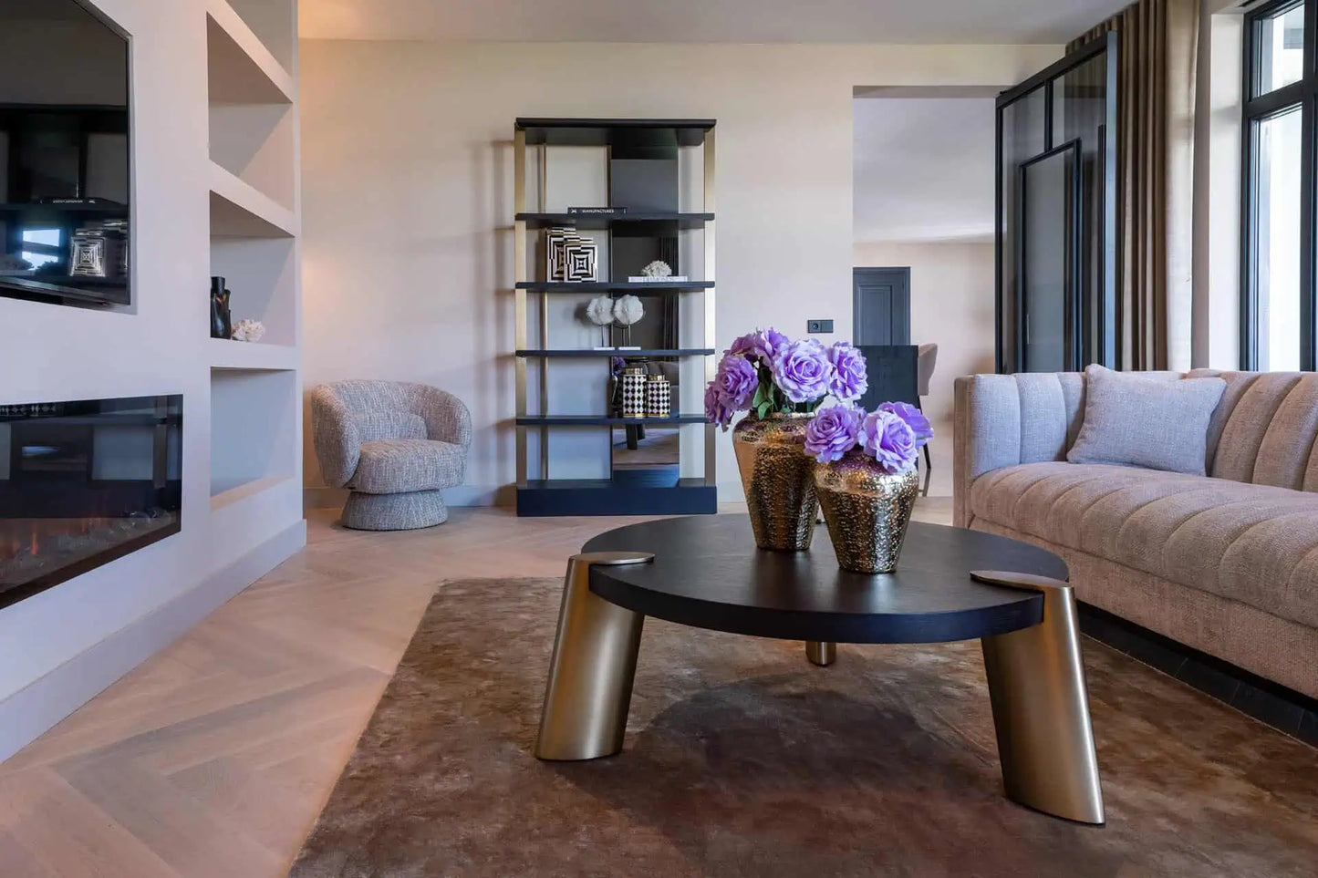 Vitrīna ar spoguli Rigley Richmond Interiors 218/112/44 cm Charcoal - N1 Home