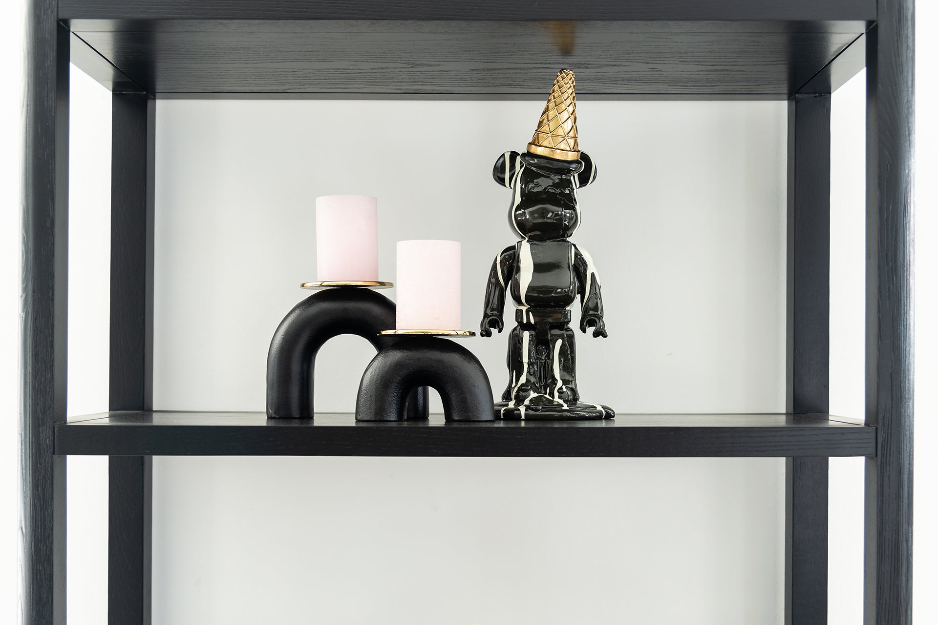 Dekoratīvs priekšmets Richmond Interiors Icebear 40/16/14 cm melns - N1 Home