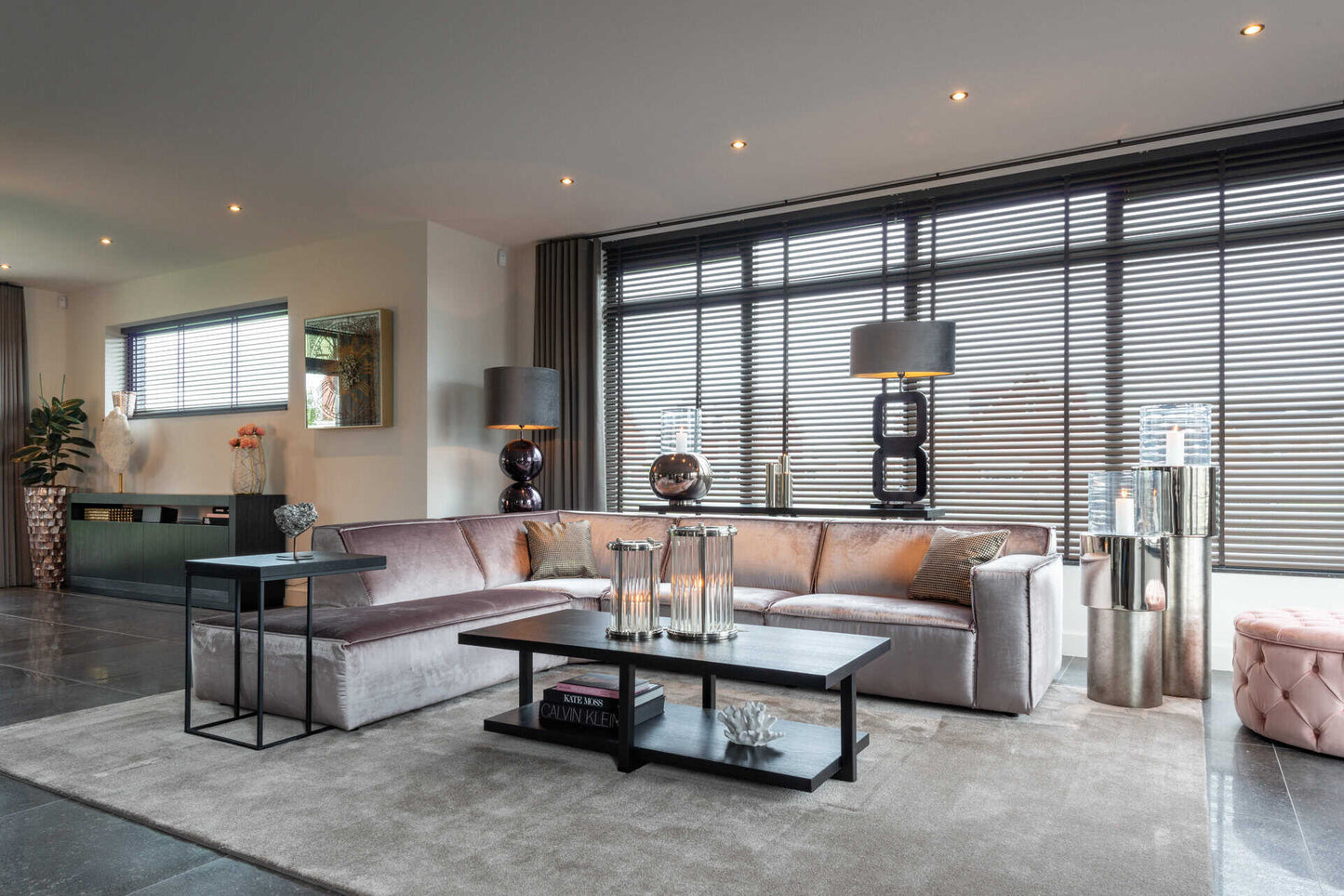 Kafijas galds Oakura Richmond Interiors 55/65/45 cm melns