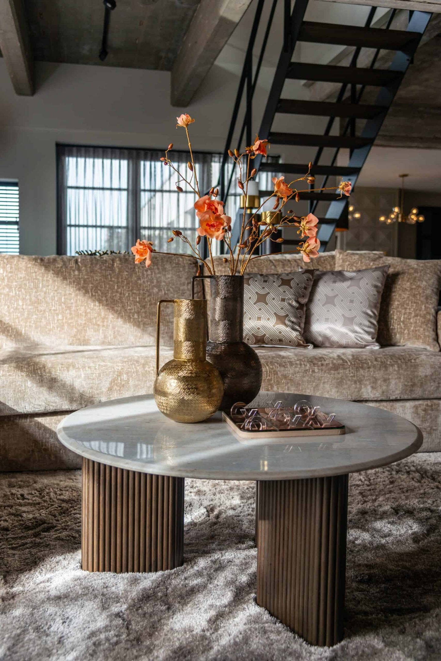 Vāze Leia L Richmond Interiors 21/21/37,5 cm smoke