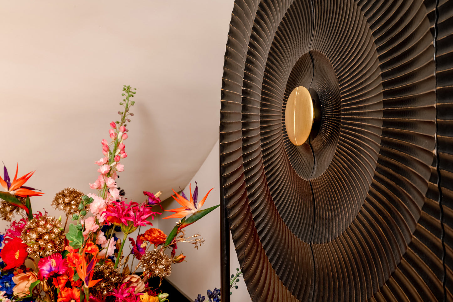 Bāra skapis Feda Richmond Interiors 160/102/39 cm melns - N1 Home