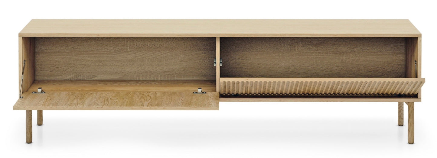 TV skapis Tavis 51/187/39 cm ozols