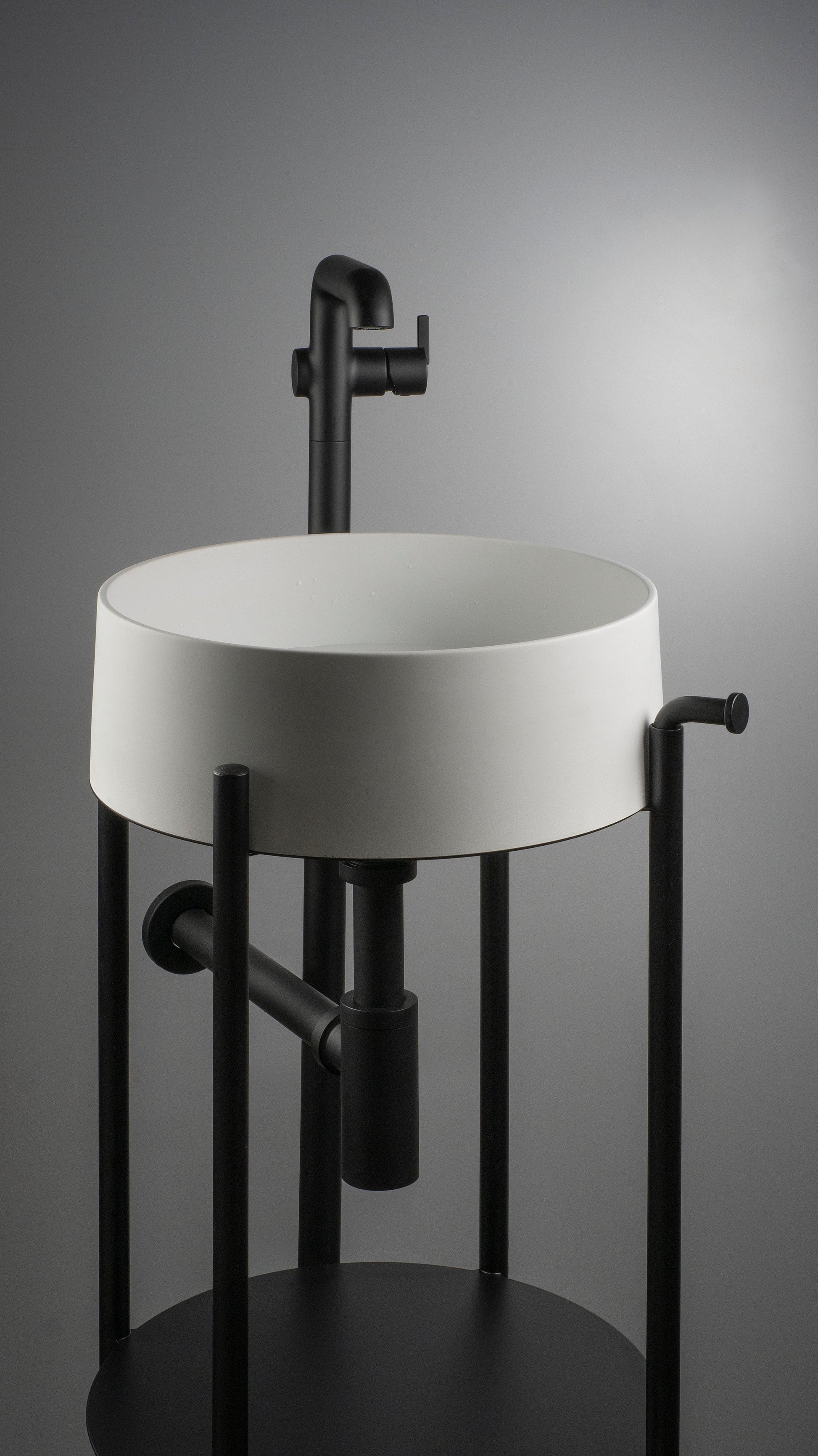 Izlietnes maisītājs, brīvi stāvošs Silia 1090 mm hroms - N1 Home