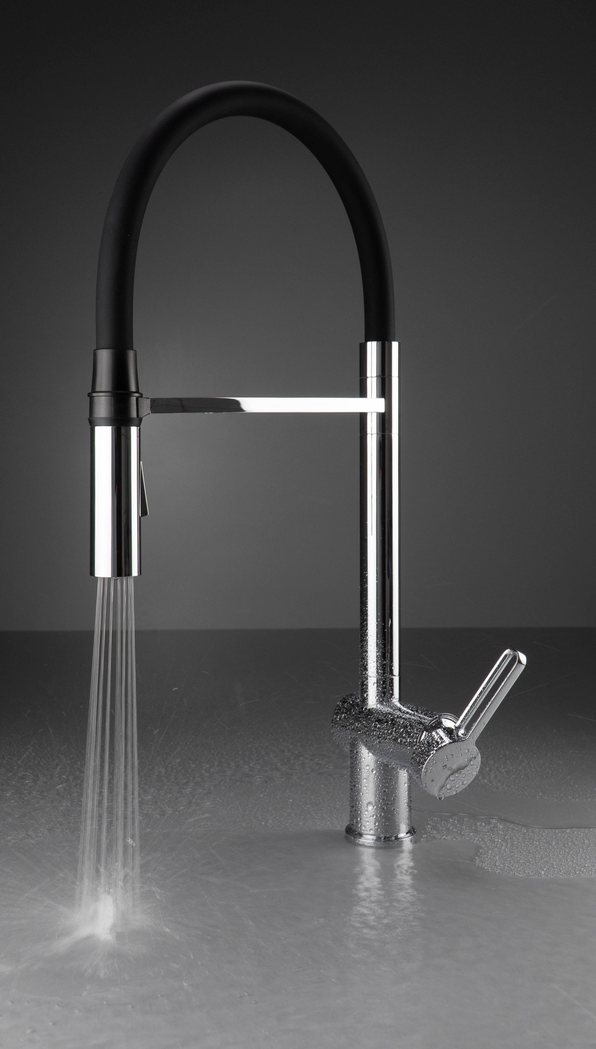 Virtuves jaucējkrāns ar elastīgu izteku - 2 veidu strūklas Magnetic 533 mm hroms - N1 Home
