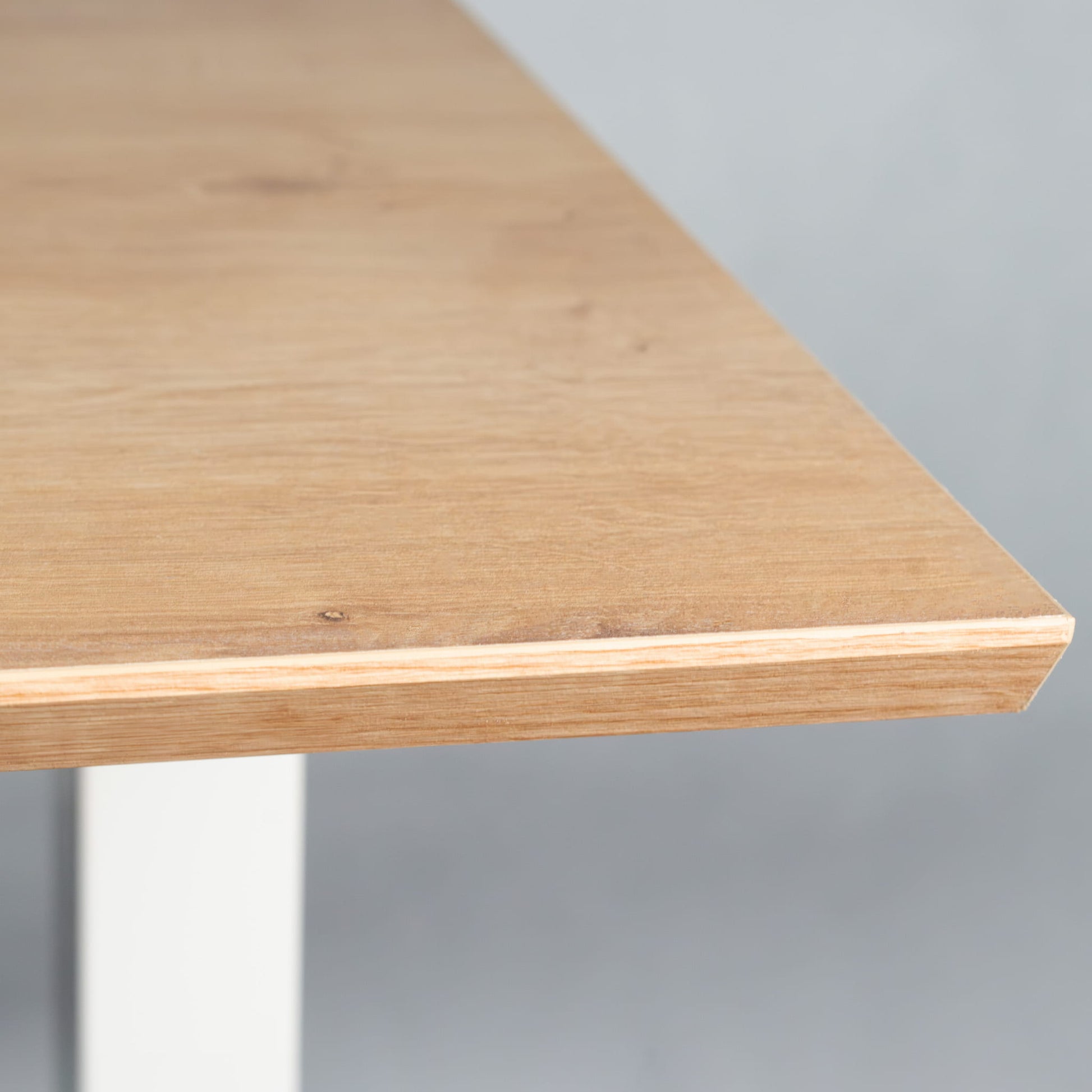 Biroja galds Conti Pro 60/120 cm balts/Hamilton ozols - N1 Home