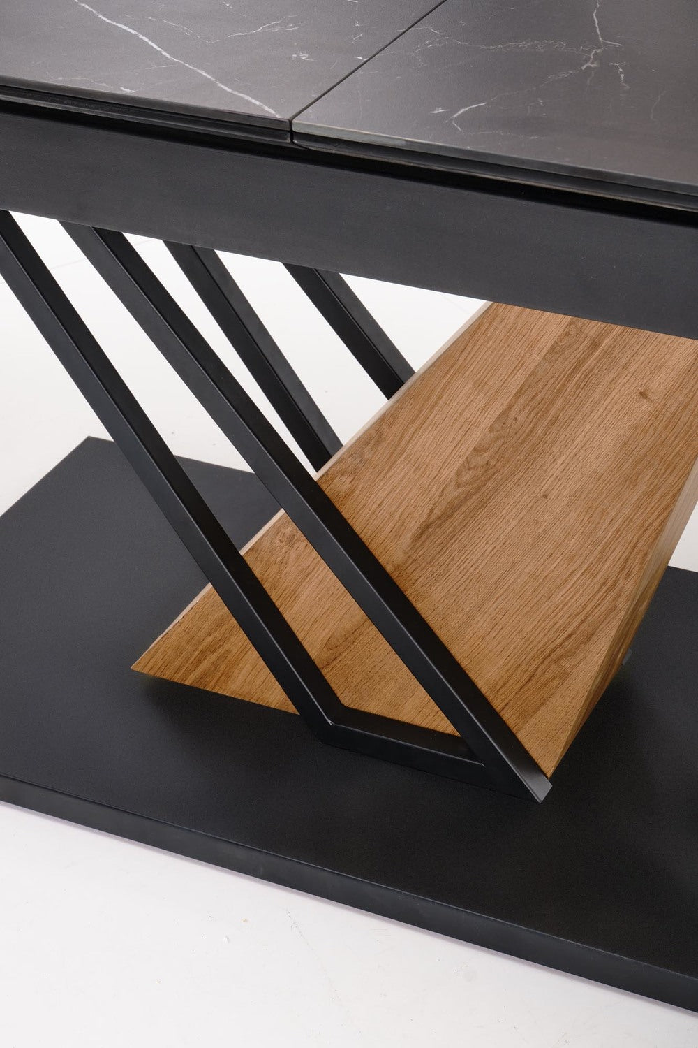 Galds Volans 140; 160/90/67 cm melns marmors/ozols - N1 Home