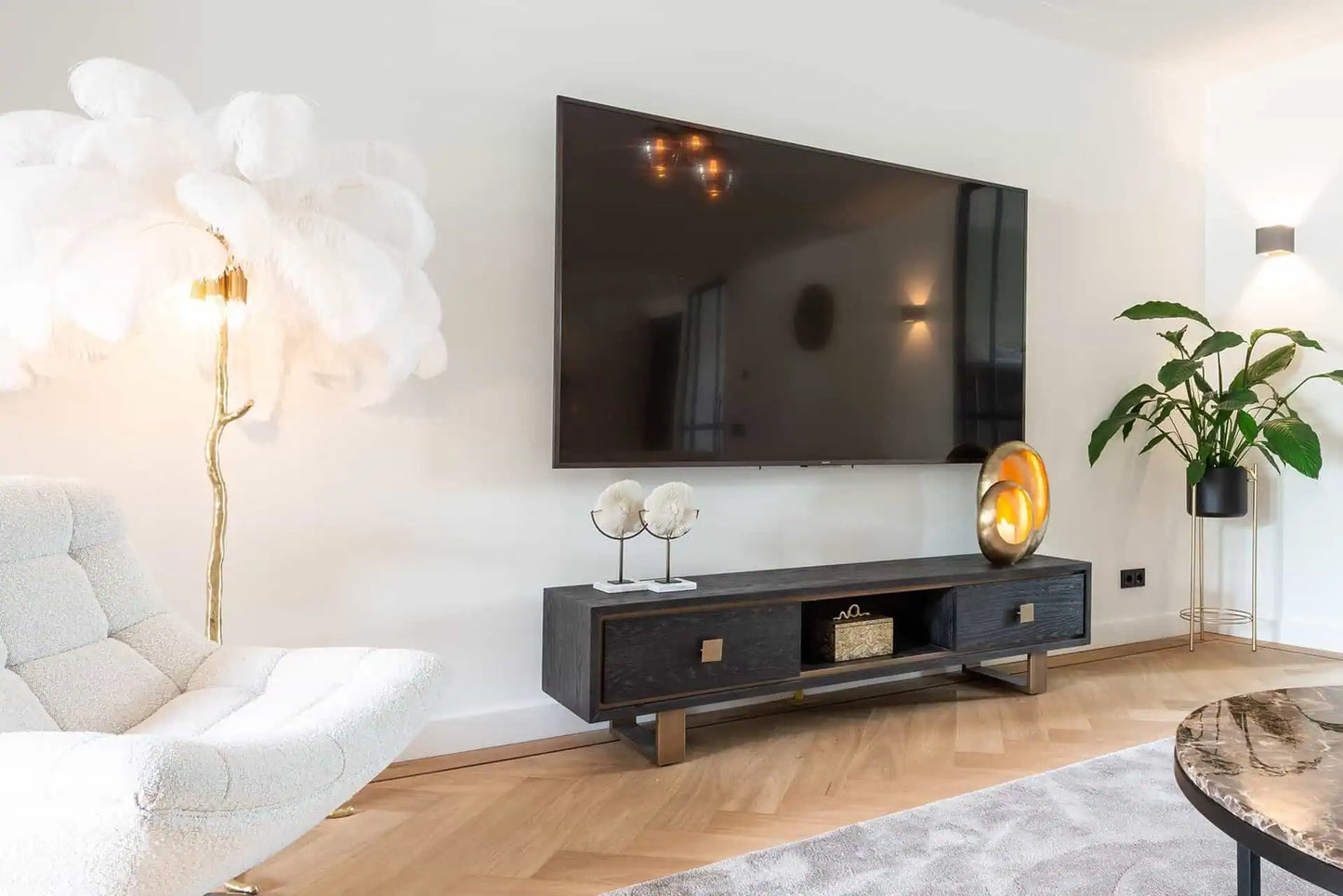 TV skapis Hunter ar 2 atvilktnēm Richmond Interiors 46/190/45 cm  melns, rustikāls - N1 Home