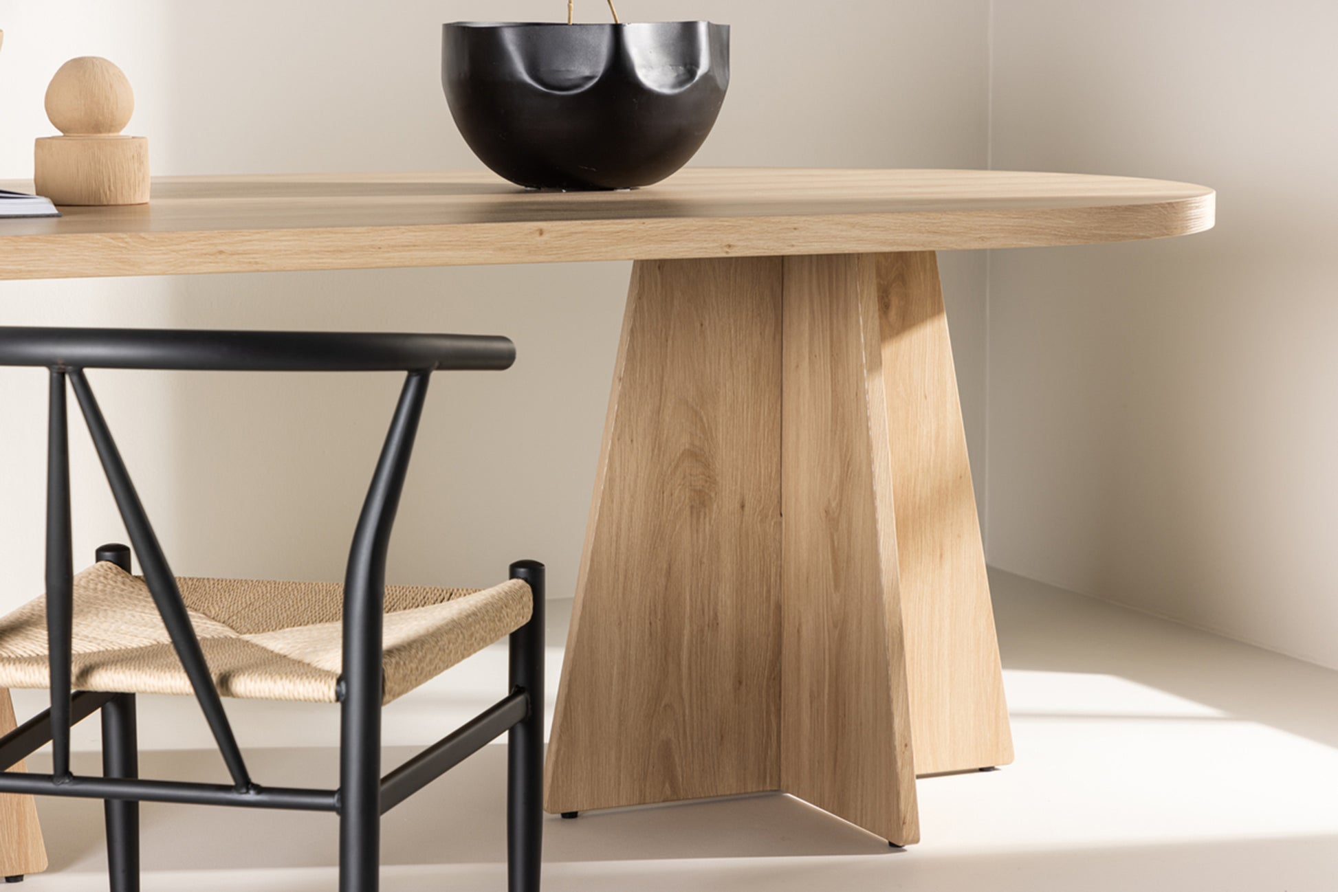 Galds Quish 75/230/115 cm balts ozols - N1 Home