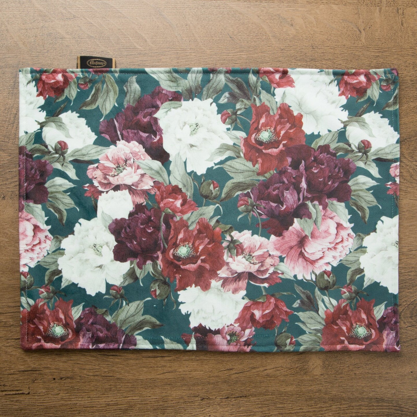 700dda5b3514bf09b3c474b58da66212