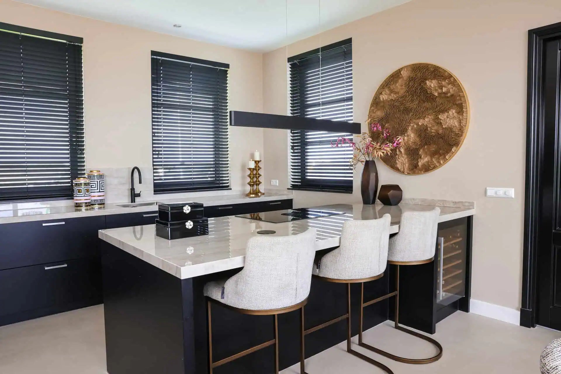 Svečturis Ayden gold small Richmond Interiors 37/20/20 cm zelts - N1 Home