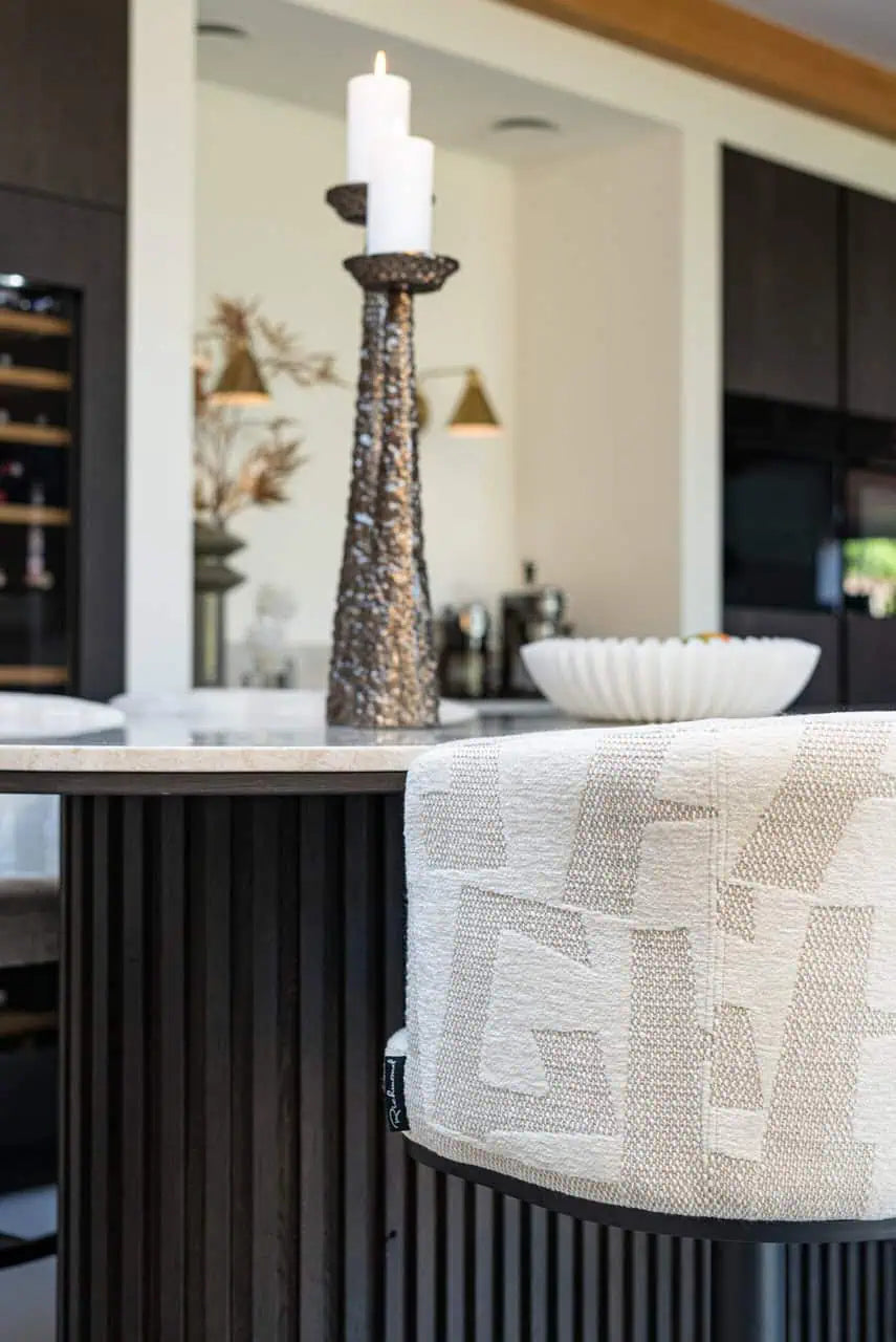 Svečturis Moan brushed gold small Richmond Interiors 52/13/13 cm zelts - N1 Home