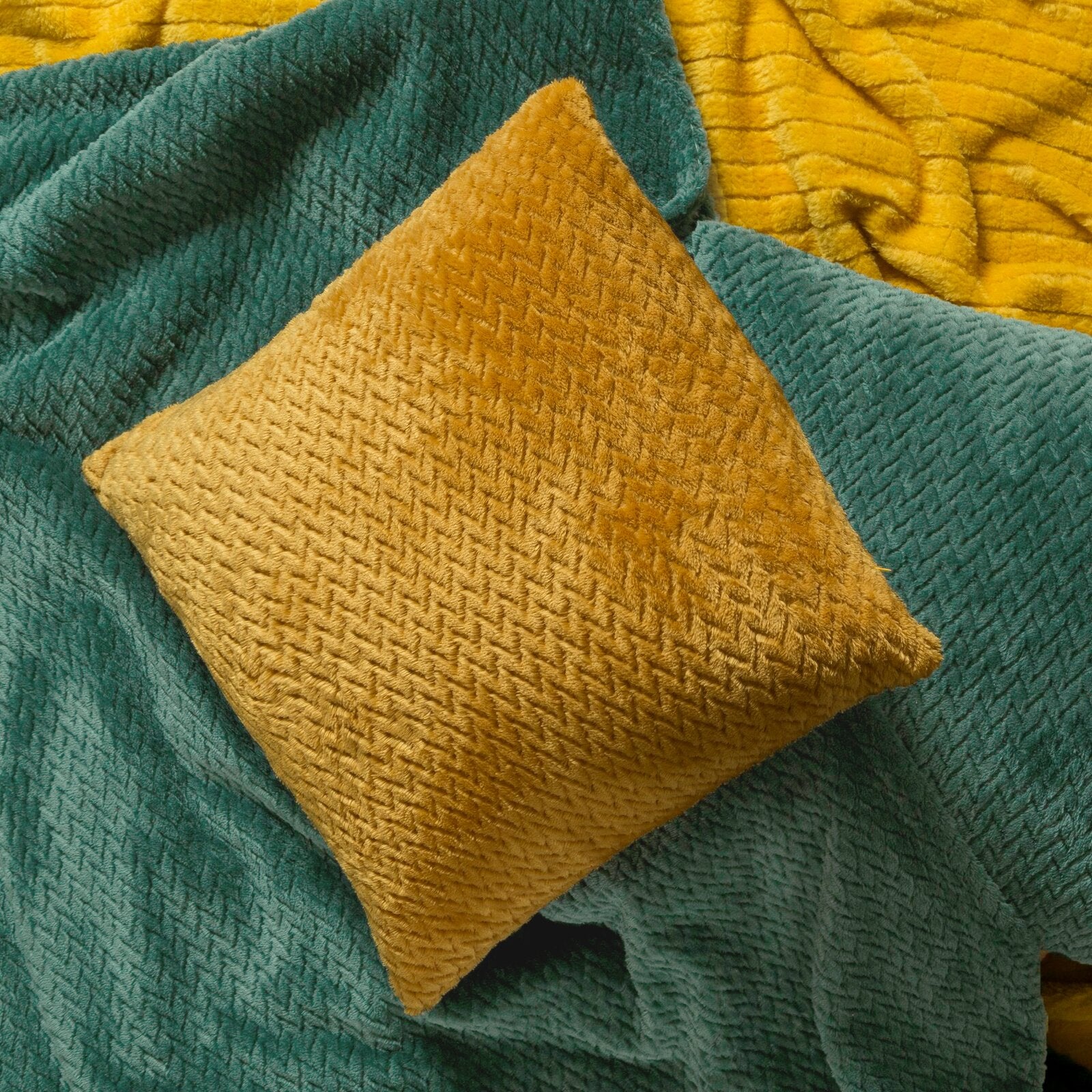 3dc3323caf7172e7efc5406d0499ad85